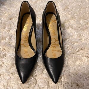 Sam Edelman Black Pointed-Toe Leather Pumps